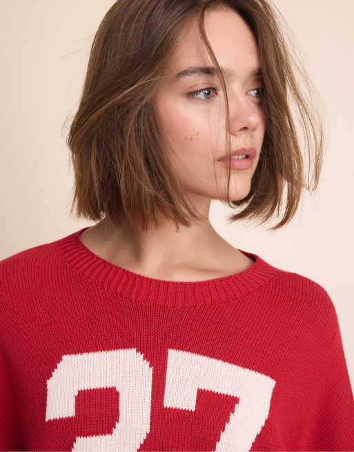 Stradivarius Number cropped gebreide trui in rood, 4 van 7