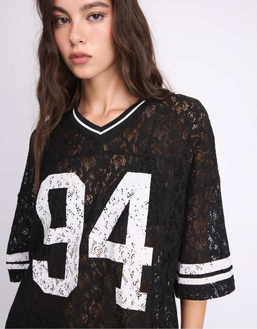 Stradivarius Number lace t-shirt in black, 4 of 7