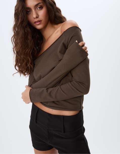 Stradivarius Off-the-shoulder top in brown - view 1
