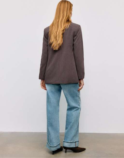 Stradivarius – Offener Blazer in Braun mit Streifen, 3 von 4