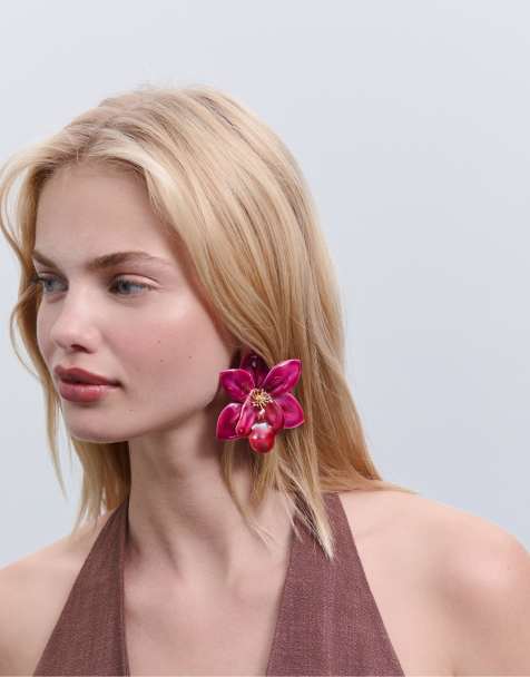 Stradivarius – Ohrringe in Fuchsia mit Orchideen-Design - view 1