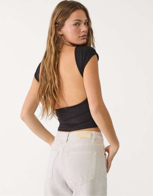 Stradivarius Open-back t-shirt in black, 3 of 4