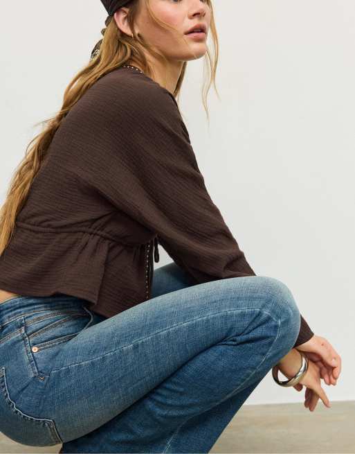 Stradivarius Open studded shirt in brown, 3 of 4