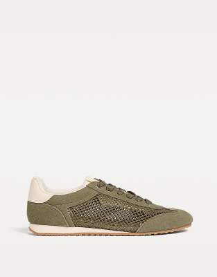 Stradivarius - Openwork - Sneaker in Khaki-Grün