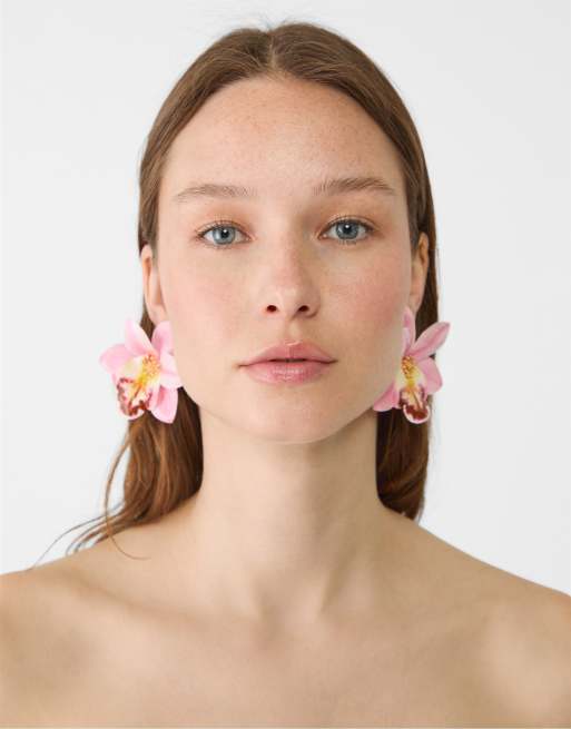 Stradivarius - Orecchini a forma di orchidea rosa