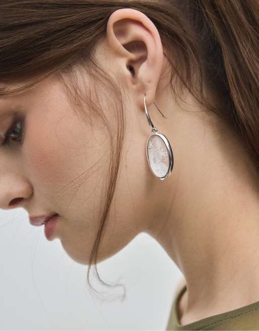 Stradivarius Oval lace dangle earrings in grey, 3 of 4