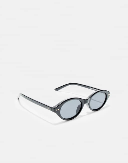Stradivarius Oval sunglasses in black, 2 of 4