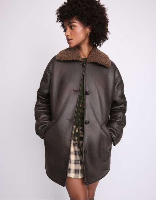 Stradivarius oversize dubbelvävd jacka med knappar i brun, 5 av 7