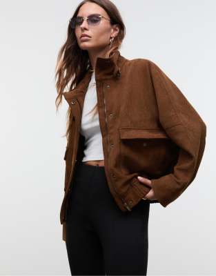 Stradivarius - Oversize-Jacke aus Wildlederimitat in Braun-Brown