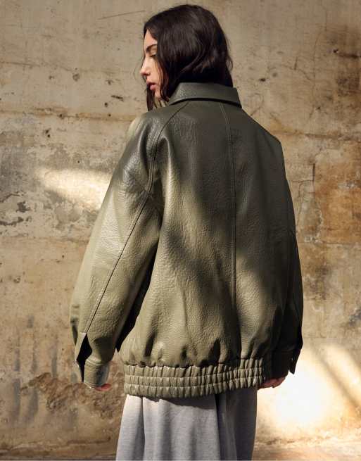Stradivarius Oversize leather effect jacket in khaki, 3 of 7