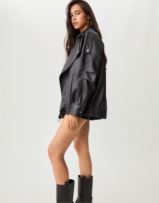 Stradivarius Oversize leather effect jacket with collar in black, 3 of 4