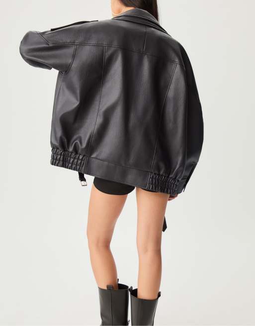 Stradivarius Oversize leather effect jacket with collar in black, 4 of 4