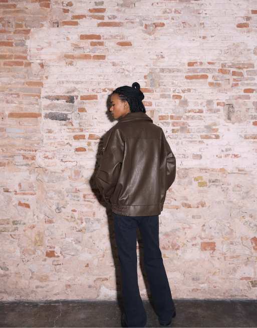 Stradivarius Oversize leather effect jacket with collar in brown, 3 of 3