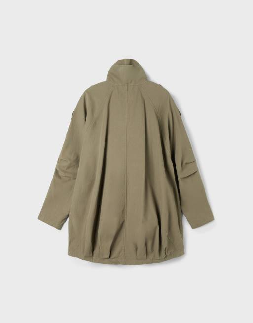 Stradivarius oversize parkas med fickor i khaki, 7 av 7