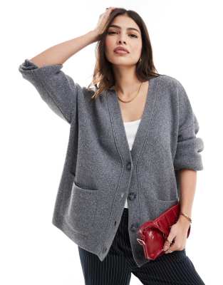 Stradivarius - Oversize-Strickjacke in Grau