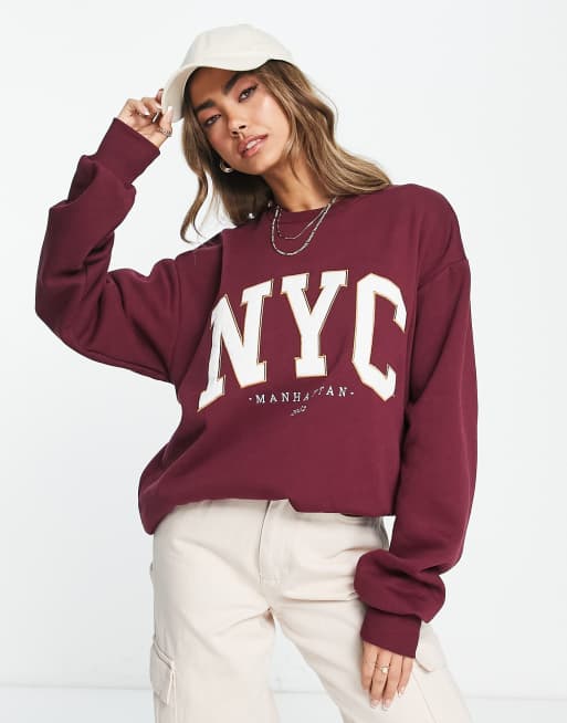 Stradivarius – Oversize-Sweatshirt in Weinrot mit „NYC“-Print