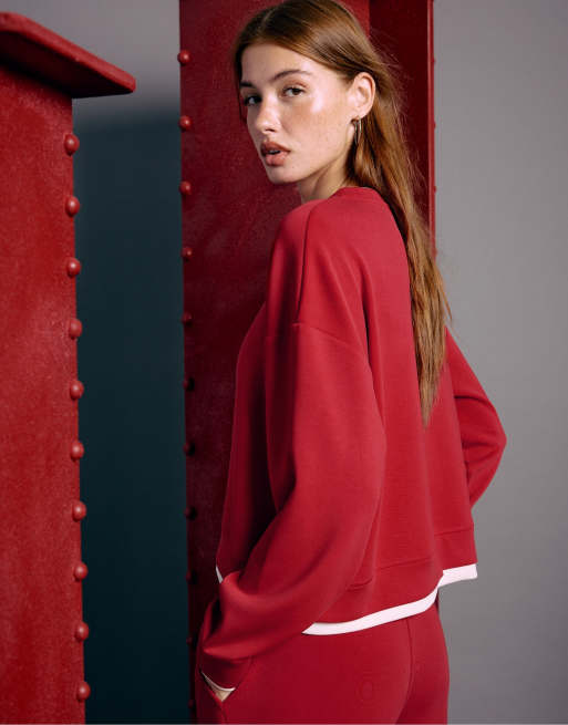 Stradivarius Oversize-Sweatshirt mit Kontrastdetails in Rot, 3 von 7