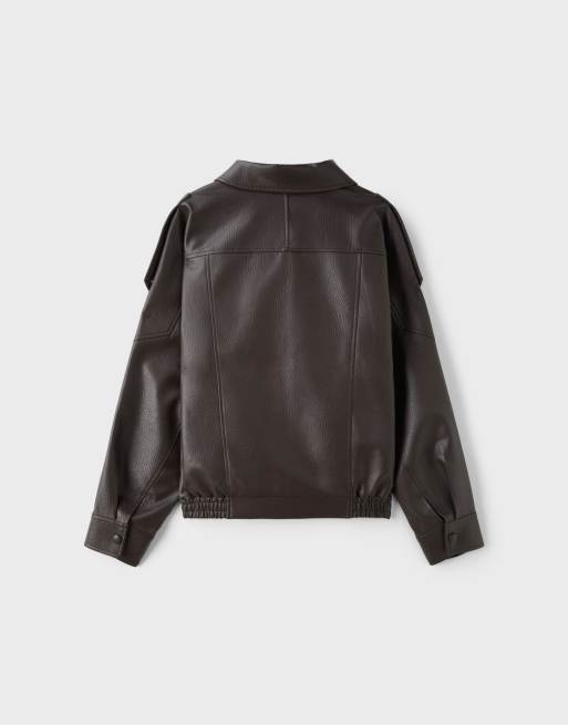 Stradivarius oversized bikerjack van imitatieleer in bruin, 7 van 7