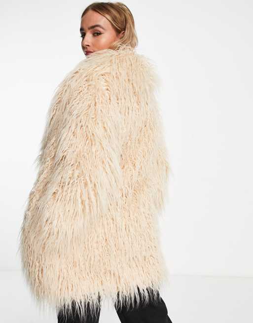 Long beige clearance fur coat