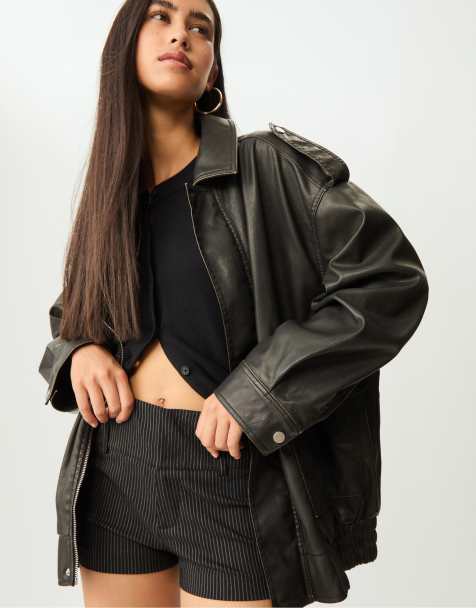 Stradivarius - Oversized jack met zakken in zwart - view 1