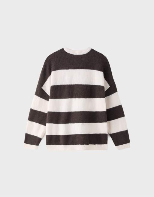 Stradivarius Oversized stribet striktrøje i brun, 7 af 7