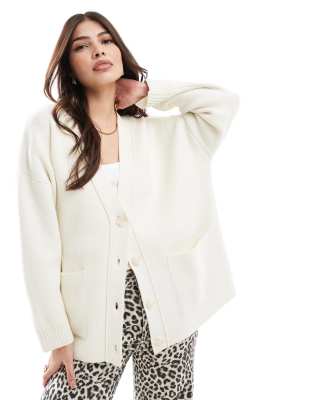 Stradivarius - Oversized-Strickjacke in Ecru-Neutral