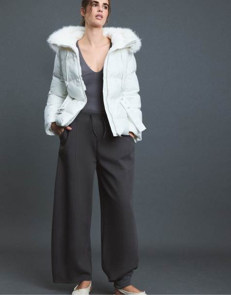 Stradivarius Padded jacket with belt and hood in ecru - view 1