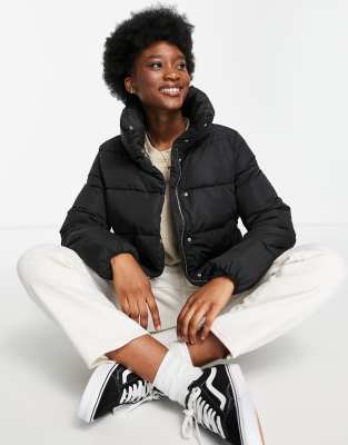 stradivarius black puffer coat