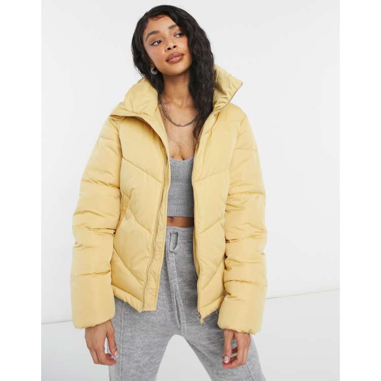 Stradivarius 2025 yellow coat