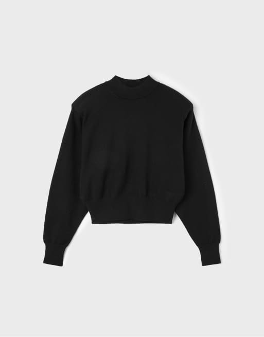 Stradivarius Padded shoulders knit jumper in black, 6 of 7