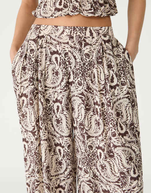 Stradivarius – Palazzo-Hose in Braun, 2 von 4
