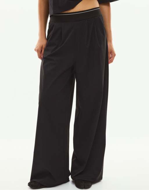 Stradivarius Palazzo jogger trousers with elastic waistband in black, 3 of 7