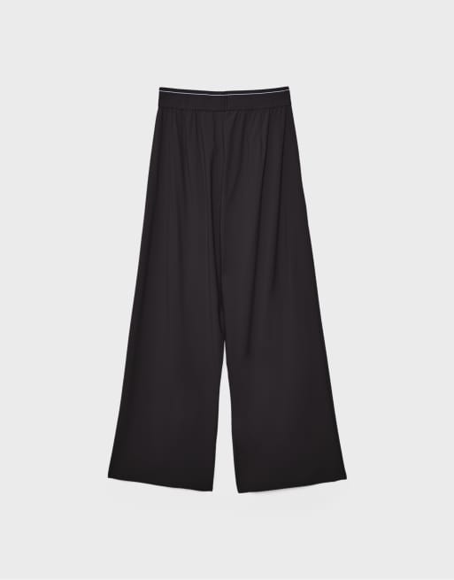 Stradivarius Palazzo jogger trousers with elastic waistband in black, 7 of 7