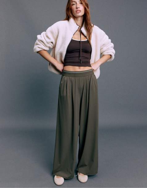 Stradivarius - Palazzo joggingbroek met elastische tailleband in bruin - view 1