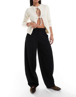 Stradivarius - Pantalon baggy habillé à surpiqûres - Noir