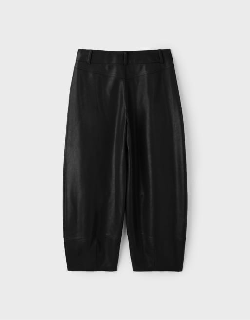 Stradivarius pantalon barrel effet cuir noir, 7 de 7