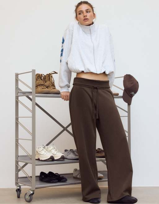 Stradivarius pantalon de jogging à jambe droite avec taille repliée marron, 5 de 7