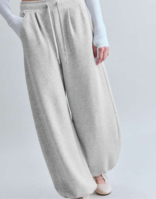 Stradivarius pantalon de jogging barrel doux au toucher gris chiné, 2 de 7