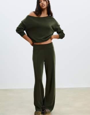 Stradivarius - Pantalon de jogging droit en tissu doux à surpiqûres - Vert