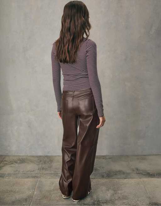Stradivarius - Pantalon droit en similicuir texturé - Marron