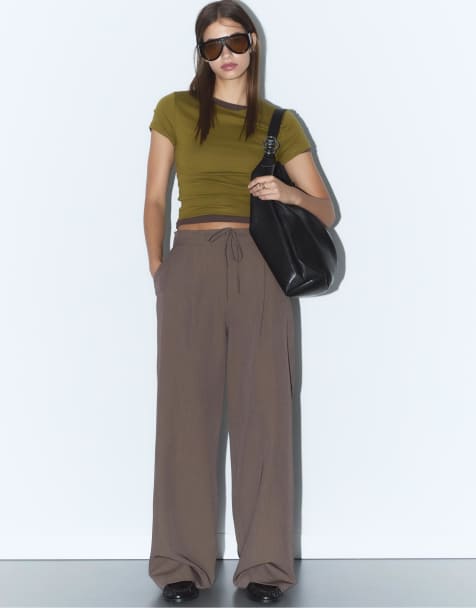 Stradivarius - Pantalon habillé à pinces et cordon de serrage - Marron - view 1