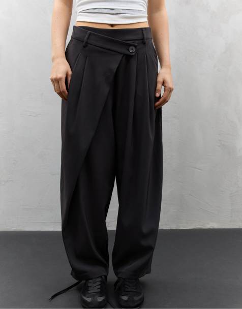 Stradivarius - Pantalon habillé à taille croisée - Noir - view 1