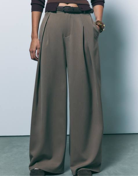 Stradivarius - Pantalon long à pinces avec ceinture - Marron - view 1
