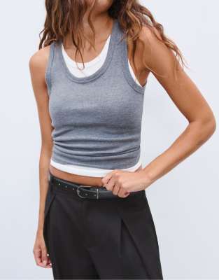 Stradivarius - Pantalon long à pinces avec ceinture - Noir