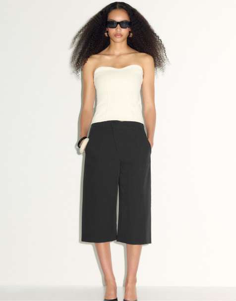 Stradivarius - Pantaloncini bermuda a fondo ampio neri con vita incrociata - view 1