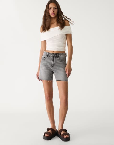 Stradivarius - Pantaloncini stile bermuda in denim nero slavato - view 1