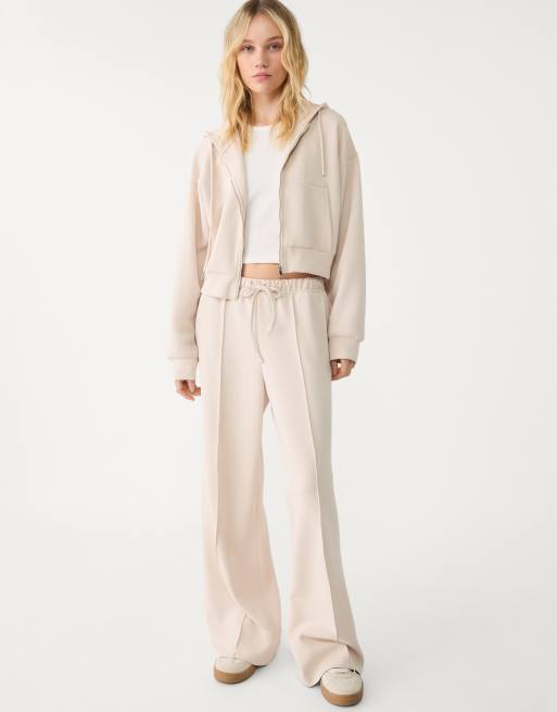 Stradivarius - Pantaloni a fondo ampio morbidi al tatto color pietra con cuciture