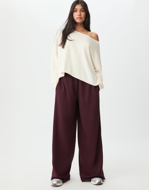 Stradivarius - Pantaloni a fondo ampio morbidi bordeaux con profilo - view 1