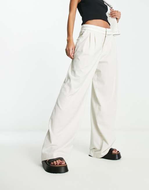 Stradivarius Pantaloni a fondo ampio sartoriali con elastico