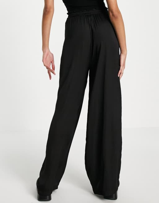 Stradivarius - Pantaloni comodi neri con fondo ampio, 2 di 4